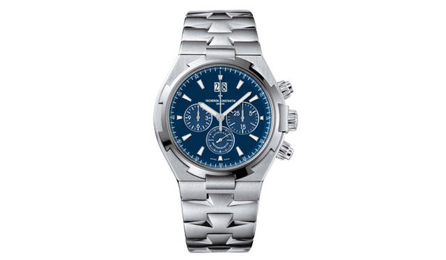 <strong>Overseas Chronograph｜オーヴァーシーズ・クロノグラフ</strong><br />コレクションではじめて深みのある青の文字盤を採用した「オーヴァーシーズ・クロノグラフ」