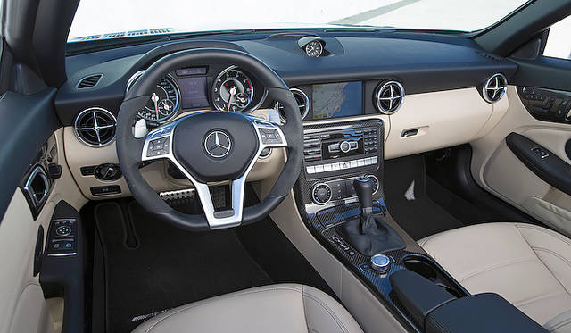 <strong>Mercedes-Benz SLK 55 AMG｜メルセデス・ベンツ SLK 55 AMG</strong>