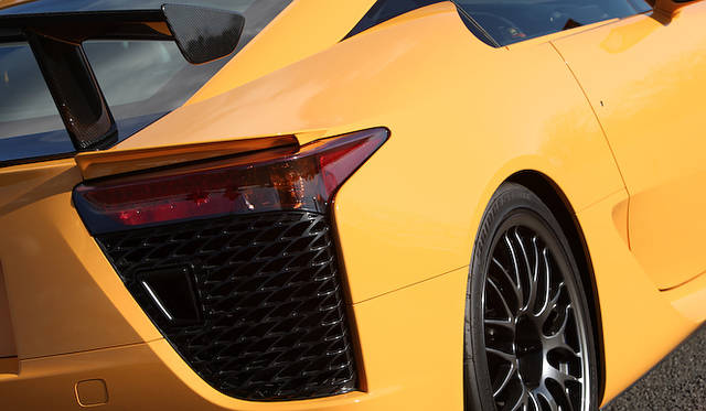 <strong>Lexus LFA Nurburgring Package｜レクサス LFA ニュルブルクリンク パッケージ</strong>