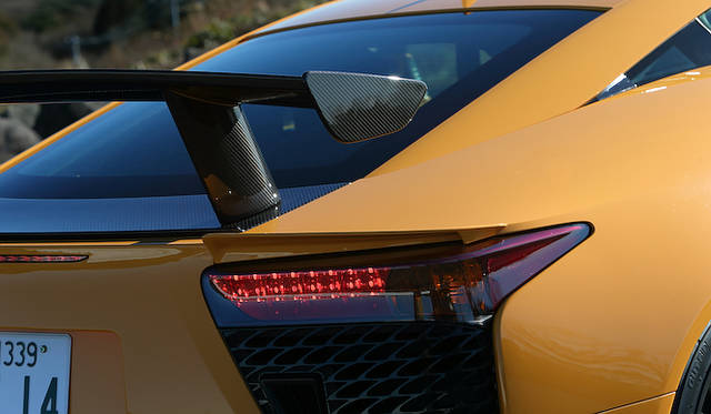 <strong>Lexus LFA Nurburgring Package｜レクサス LFA ニュルブルクリンク パッケージ</strong>