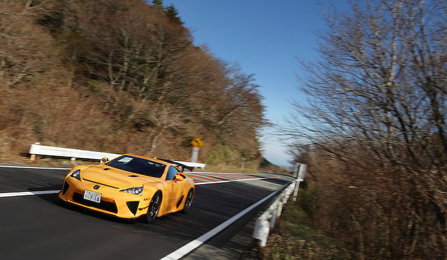 <strong>Lexus LFA Nurburgring Package｜レクサス LFA ニュルブルクリンク パッケージ</strong>