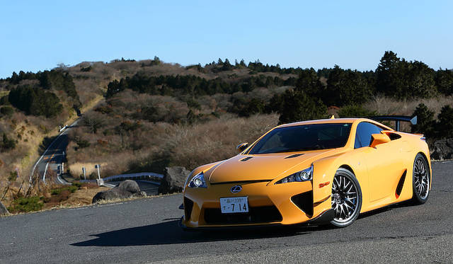 <strong>Lexus LFA Nurburgring Package｜レクサス LFA ニュルブルクリンク パッケージ</strong>