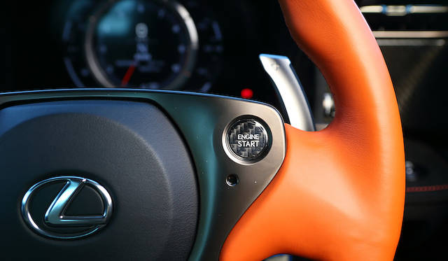 <strong>Lexus LFA Nurburgring Package｜レクサス LFA ニュルブルクリンク パッケージ</strong>