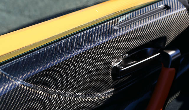 <strong>Lexus LFA Nurburgring Package｜レクサス LFA ニュルブルクリンク パッケージ</strong>