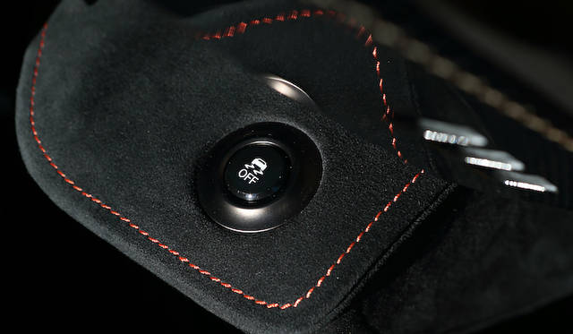 <strong>Lexus LFA Nurburgring Package｜レクサス LFA ニュルブルクリンク パッケージ</strong>