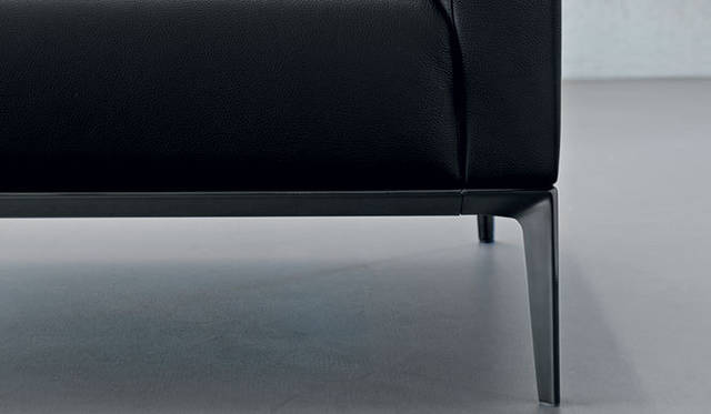 <strong>WALTER KNOLL｜ウォルターノール</strong>　EOOSのソファ「JAAN」