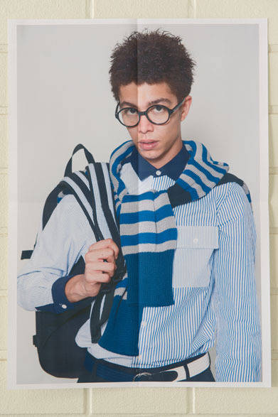 <strong>DISCOVERED｜ディスカバード</strong>　2013春夏コレクション　CHANGE BORDER KNIT11万6800円、FOUR-PIECE SHIRT1万8900円、BLANC GLASS（Blanc×DISCOVERED）2万3100円、MSPC FOUR-PIECE DAYBAG（MASTER PIECE×DISCOVERED）1万9950円