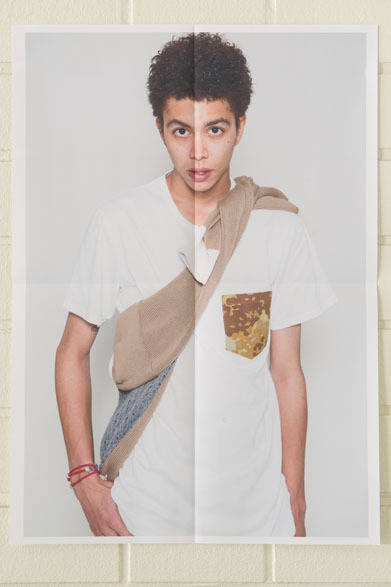 <strong>DISCOVERED｜ディスカバード</strong>　2013春夏コレクション　AFGHAN MESHED CARDIGAN2万5200円、SURPLUS POCKET CUTSAW8400円、7STAR BLESS8400円