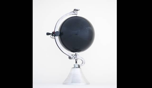 <strong>ART FILE 04｜「Mark-ing」</strong>　Yuri Suzuki　The sound of the earth / 2009