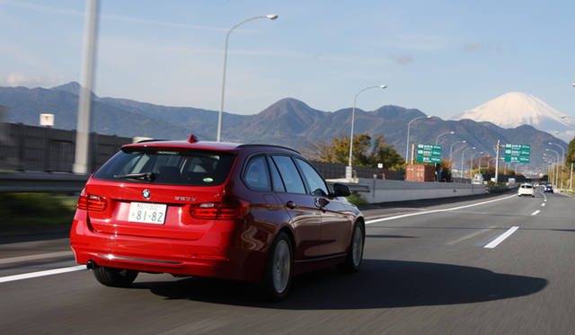 <strong>BMW 320d BluePerformance Touring Sport｜ビー・エム・ダブリュー 320d ブルーパフォーマンス ツーリング スポーツ</strong><br />