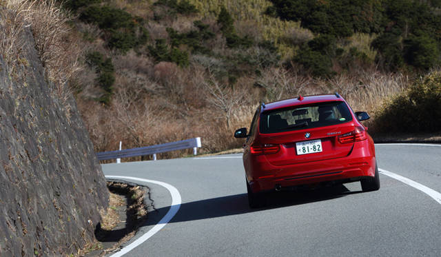 <strong>BMW 320d BluePerformance Touring Sport｜ビー・エム・ダブリュー 320d ブルーパフォーマンス ツーリング スポーツ</strong><br />