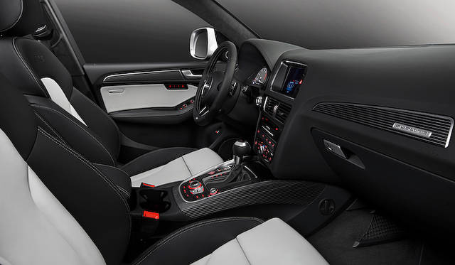 <strong>Audi SQ5｜アウディ SQ5</strong>