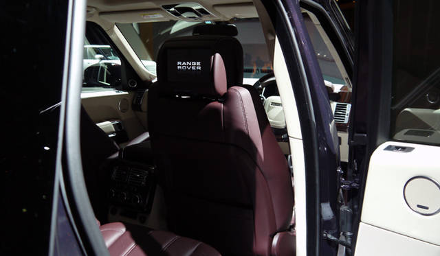 <strong>Land Rover Range Rover 5.0 V8 SUPERCHARGED VOGUE｜ランドローバー レンジローバー 5.0 V8 スーパーチャージド ヴォーグ</strong>