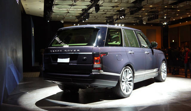 <strong>Land Rover Range Rover 5.0 V8 SUPERCHARGED VOGUE｜ランドローバー レンジローバー 5.0 V8 スーパーチャージド ヴォーグ</strong>