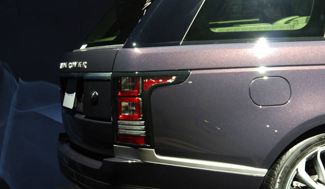 <strong>Land Rover Range Rover 5.0 V8 SUPERCHARGED VOGUE｜ランドローバー レンジローバー 5.0 V8 スーパーチャージド ヴォーグ</strong>