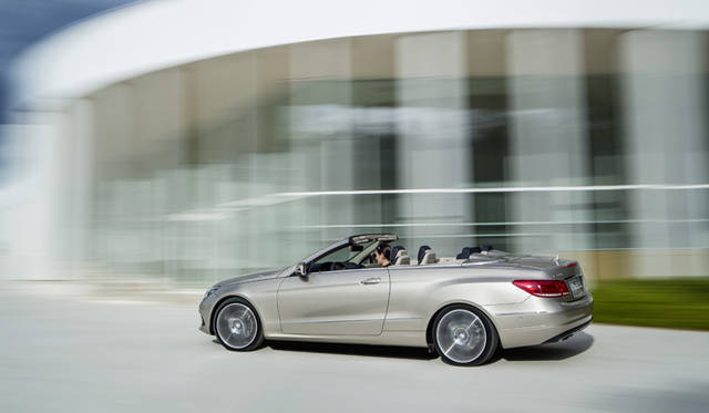 <strong>Mercedes-Benz E-Class Cabriolet｜メルセデス・ベンツ Eクラス カブリオレ</strong>