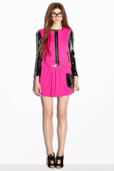 　2013年秋冬プレコレクション　©Manolo Campion