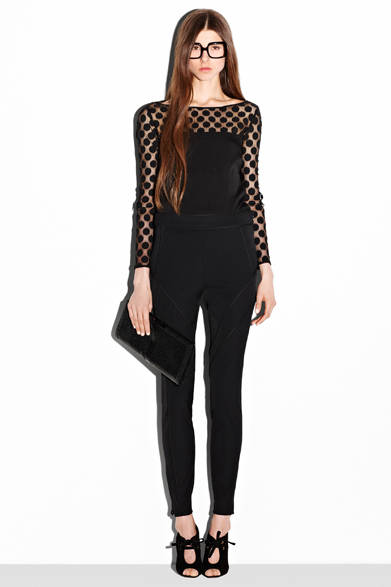 　2013年秋冬プレコレクション　©Manolo Campion