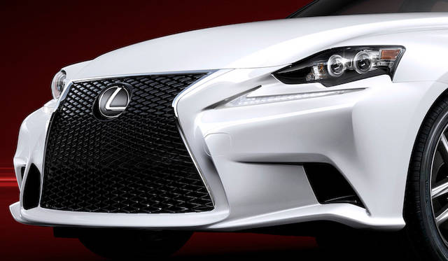 <strong>Lexus IS｜レクサス IS</strong>