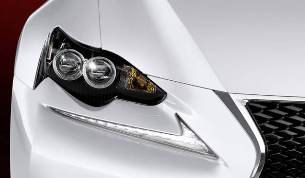 <strong>Lexus IS｜レクサス IS</strong>