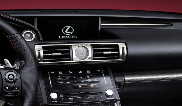 <strong>Lexus IS｜レクサス IS</strong>