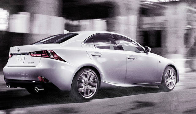 <strong>Lexus IS｜レクサス IS</strong>