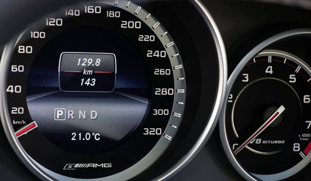 <strong>Mercedes-Benz E 63 AMG 4MATIC S-model｜メルセデス・ベンツ E 63 AMG 4マチック Sモデル</strong>