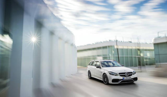 <strong>Mercedes-Benz E 63 AMG 4MATIC S-model Stationwagon｜メルセデス・ベンツ E 63 AMG 4マチック Sモデル ステーションワゴン</strong>