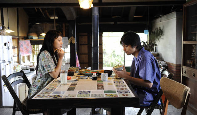 <strong>MOVIE｜『きいろいゾウ』</strong>　© 2013西加奈子・小学館／「きいろいゾウ」製作委員会