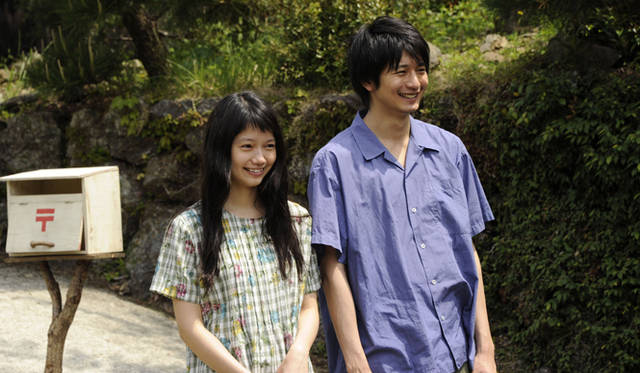 <strong>MOVIE｜『きいろいゾウ』</strong>　© 2013西加奈子・小学館／「きいろいゾウ」製作委員会