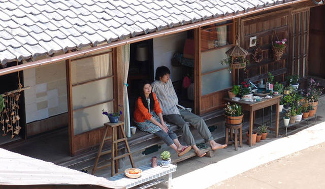 <strong>MOVIE｜『きいろいゾウ』</strong>　© 2013西加奈子・小学館／「きいろいゾウ」製作委員会