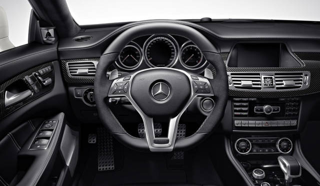 <strong>Mercedes-Benz CLS 63 AMG 4MATIC S-Model Shooting Brake｜メルセデス・ベンツ CLS 63 AMG 4マチック Sモデル シューティングブレーク</strong>