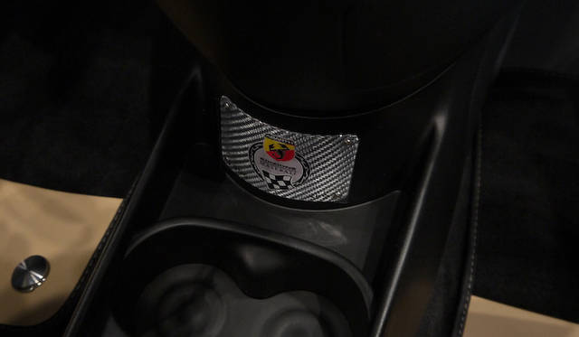 <strong>ABARTH 695 Edizione Maserati｜アバルト 695 エディツィオーネ マセラティ</strong>