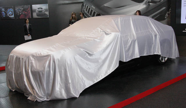 <strong>Chrysler 300 SRT8｜クライスラー 300 SRT8</strong>