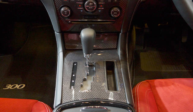 <strong>Chrysler 300 SRT8｜クライスラー 300 SRT8</strong>