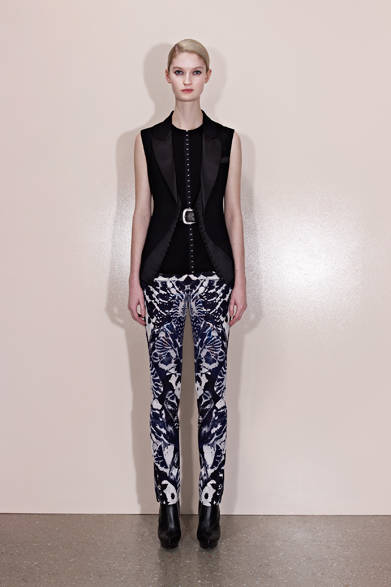 　2013年秋冬プレコレクション