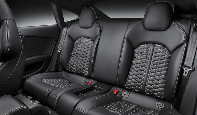 <strong>Audi RS7 Sportback｜アウディ RS7 スポーツバック</strong>