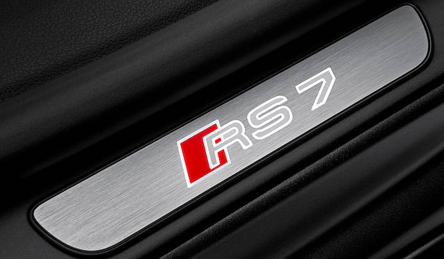 <strong>Audi RS7 Sportback｜アウディ RS7 スポーツバック</strong>