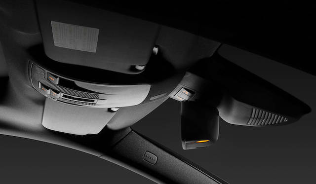 <strong>Mercedes-Benz CLA 250 Edition 1｜メルセデス・ベンツ CLA250 エディション1</strong>