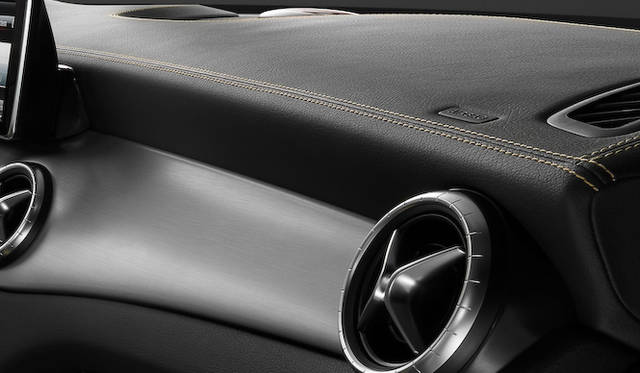 <strong>Mercedes-Benz CLA 250 Edition 1｜メルセデス・ベンツ CLA250 エディション1</strong>