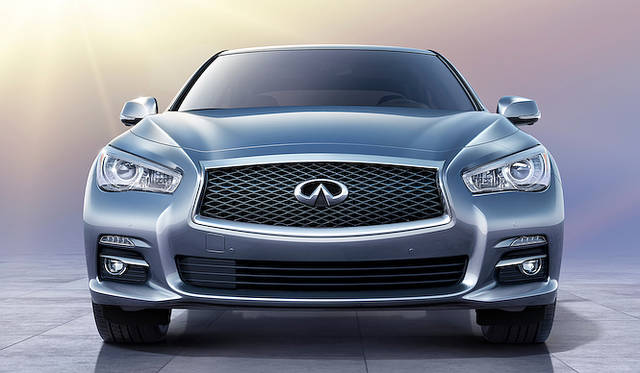 <strong>Infiniti Q50｜インフィニティ Q50</strong>