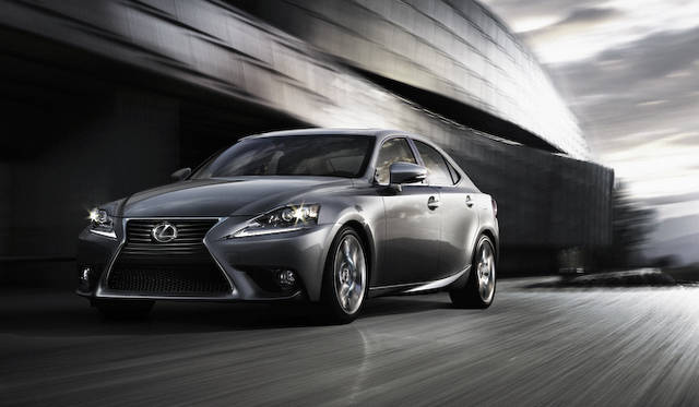 <strong>Lexus IS 350｜レクサス IS 350</strong>