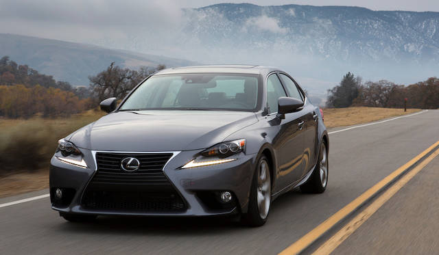 <strong>Lexus IS 350｜レクサス IS 350</strong>