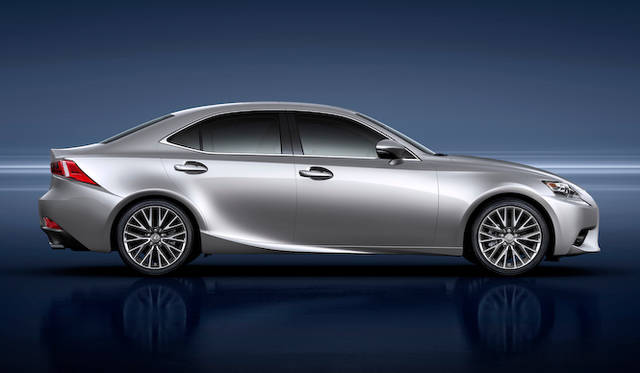 <strong>Lexus IS 350｜レクサス IS 350</strong>
