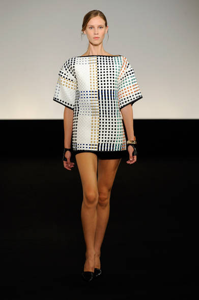 <strong>HERMÈS｜エルメス</strong>　2013年春夏コレクション ©Jean-François José