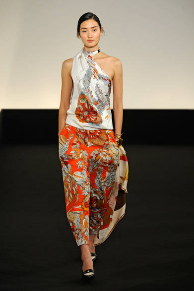 <strong>HERMÈS｜エルメス</strong>　2013年春夏コレクション ©Jean-François José