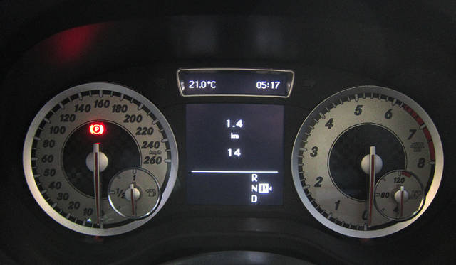 <strong>Mercedes-Benz A 250 SPORT｜メルセデス・ベンツ A 250 シュポルト</strong>