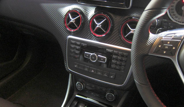 <strong>Mercedes-Benz A 250 SPORT｜メルセデス・ベンツ A 250 シュポルト</strong>