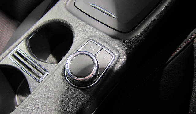 <strong>Mercedes-Benz A 250 SPORT｜メルセデス・ベンツ A 250 シュポルト</strong>