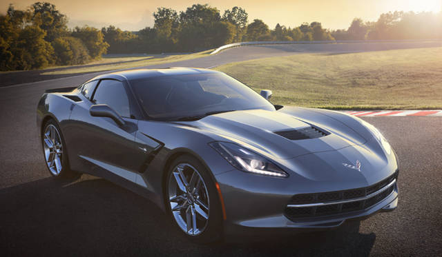 <strong>Chevrolet Corvette Stingray｜シボレー コルベット スティングレイ</strong>